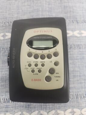 Optimus SCP-84 AM/FM Stereo Mate Auto Reverse Cassette Player RadioShack Unteste